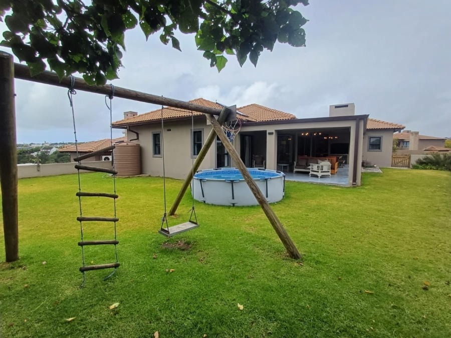 To Let 4 Bedroom Property for Rent in The Hill Western Cape